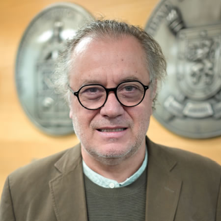 CONVERSATORIO CON EL DR. PEDRO FRANCISCO CHANA CUEVAS